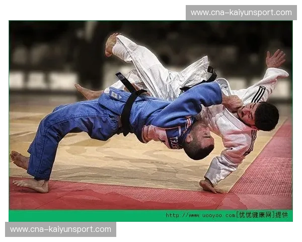 柔道触球——用柔韧与力量重塑你的球场节奏